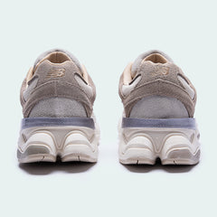 Tênis New Balance 9060 Taupe