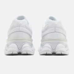Tênis New Balance 9060 Triple White